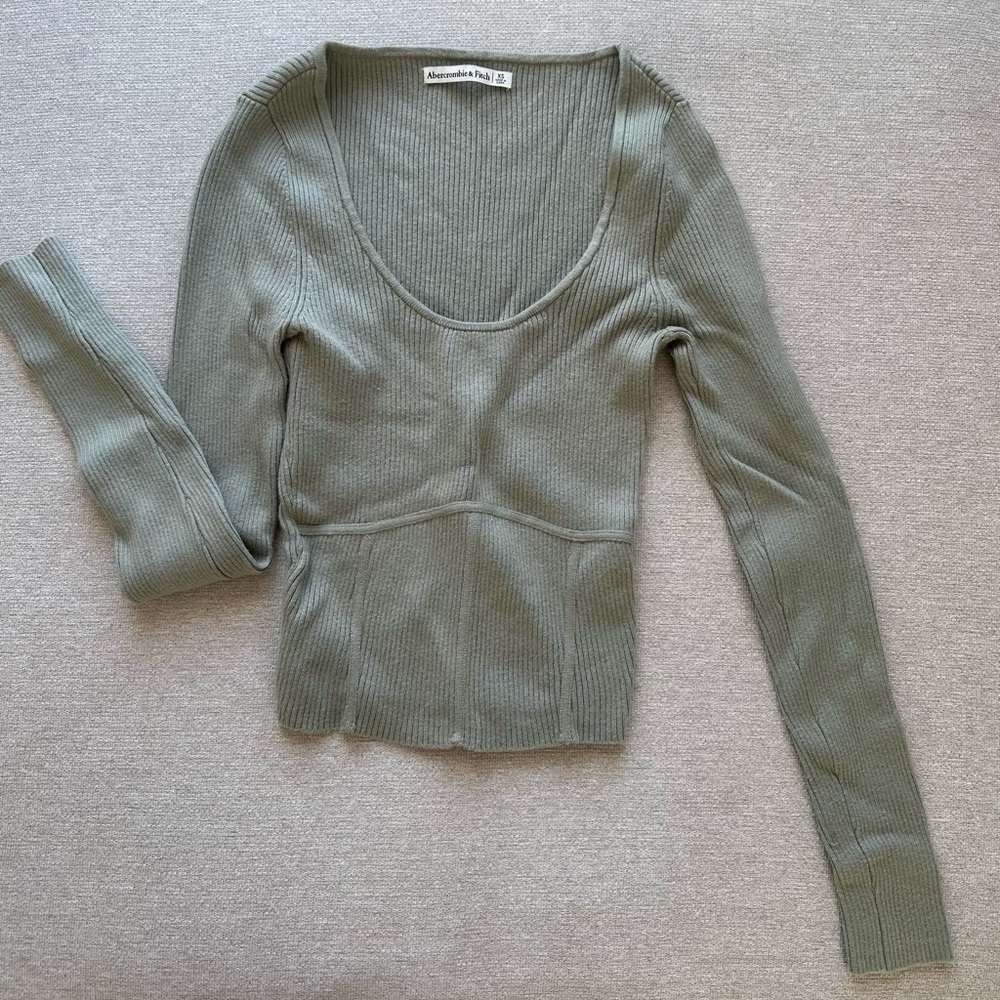 Abercrombie & Fitch Scoop Neck Ribbed Sweater